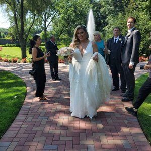 Wedding Dress (Enzoani) *Nico*